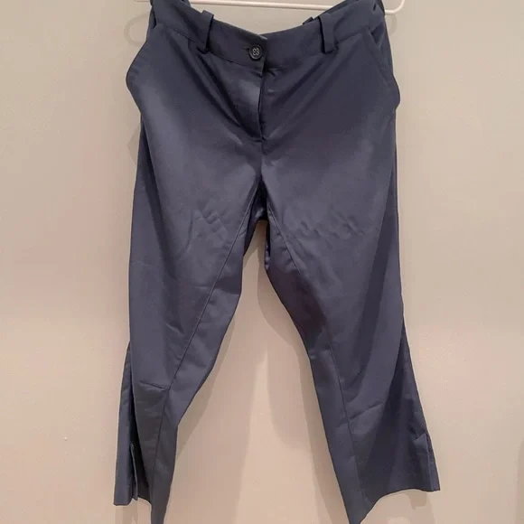 Womens Nike Golf Capris sz 10 - Picture 1 of 3